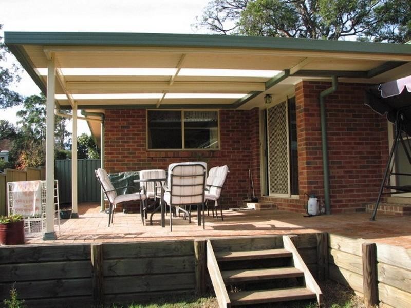 9 Carlton Road, Thirlmere NSW 2572