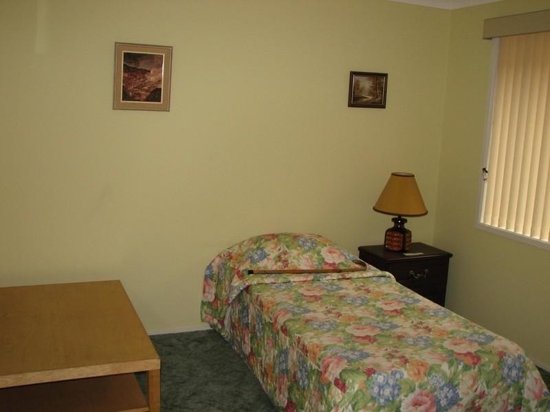 9 Carlton Road, Thirlmere NSW 2572