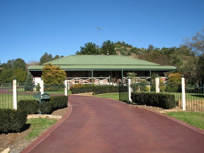 6 Sonja Place, Picton NSW 2571