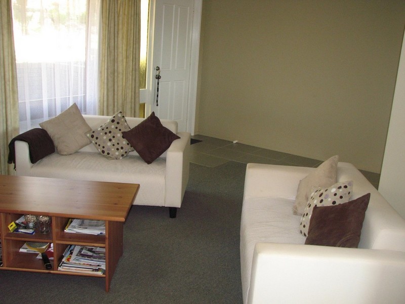 11 Hollier Road, Picton NSW 2571