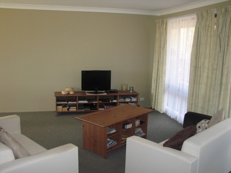 11 Hollier Road, Picton NSW 2571