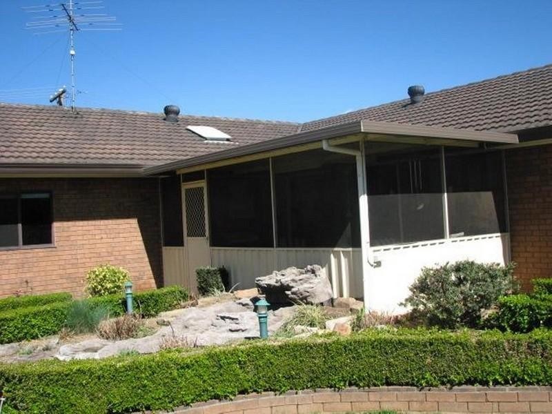 62 Westbourne Avenue, Thirlmere NSW 2572