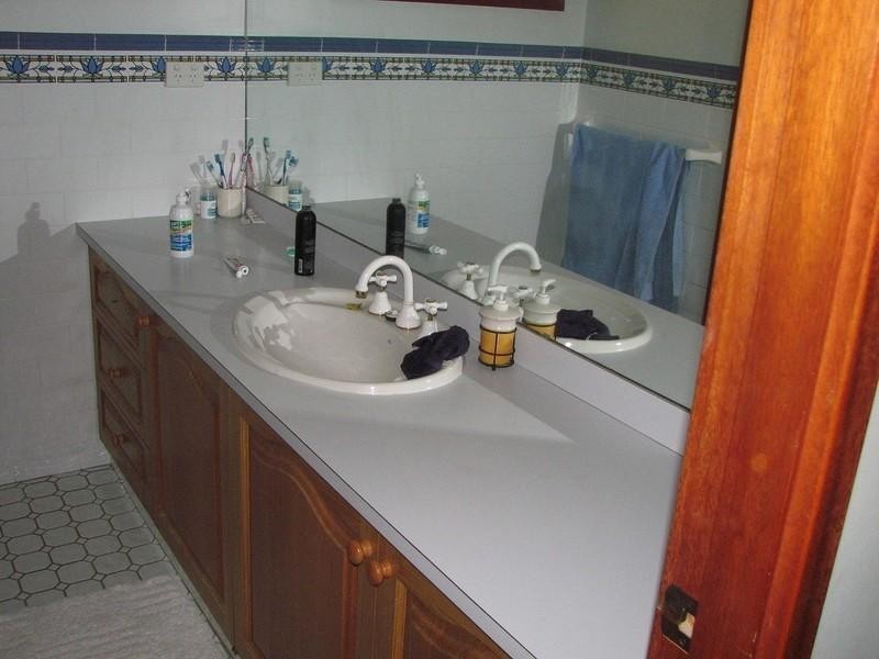 62 Westbourne Avenue, Thirlmere NSW 2572