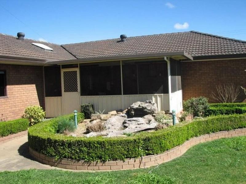 62 Westbourne Avenue, Thirlmere NSW 2572