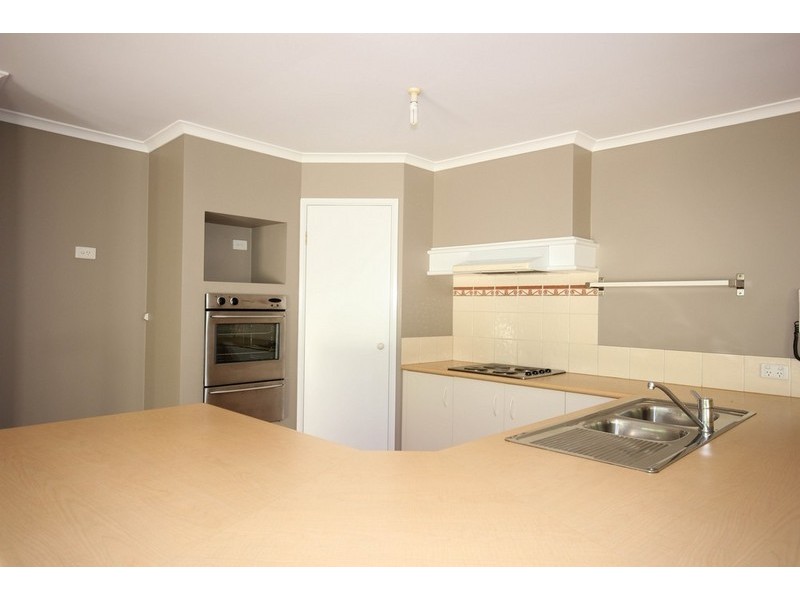 16A Picton Avenue, Picton NSW 2571