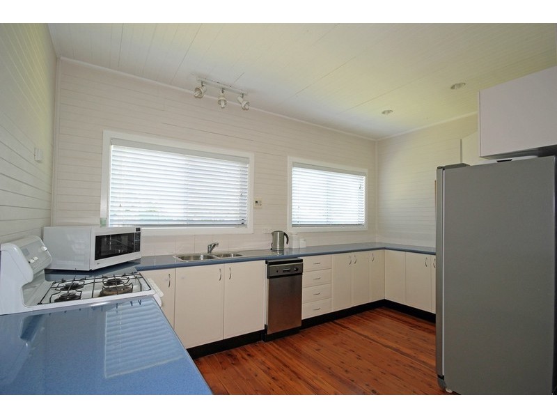17 Antill Street, Picton NSW 2571