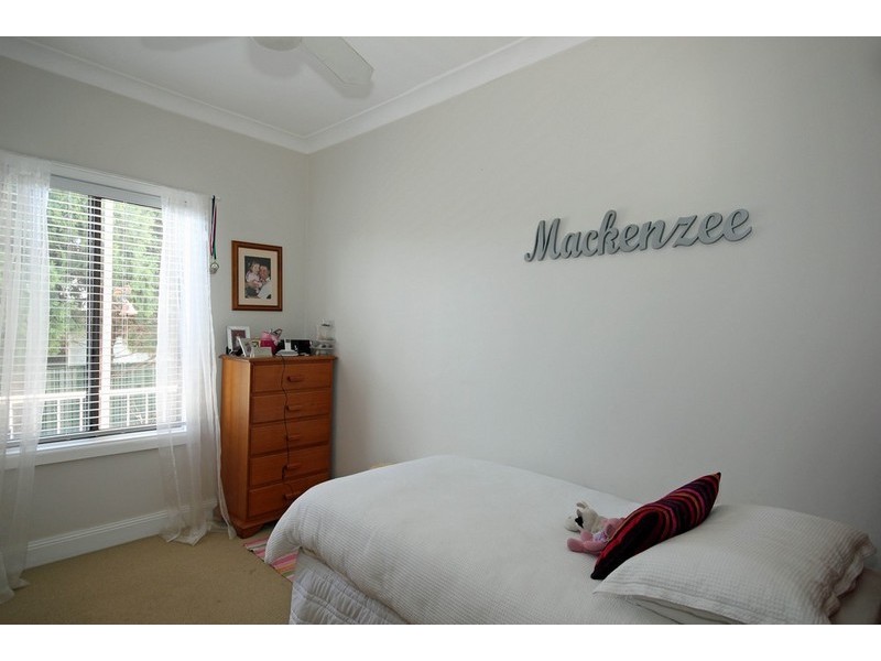 17 Antill Street, Picton NSW 2571