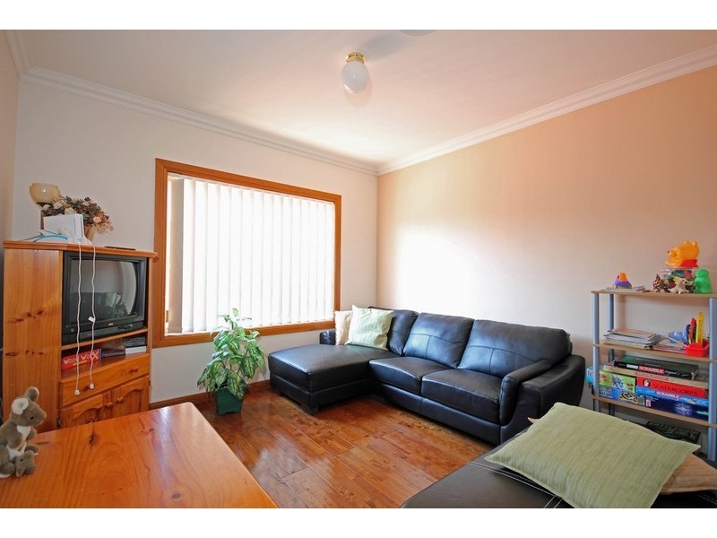 10 Davies Place, Picton NSW 2571