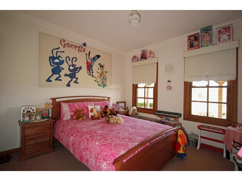 10 Davies Place, Picton NSW 2571