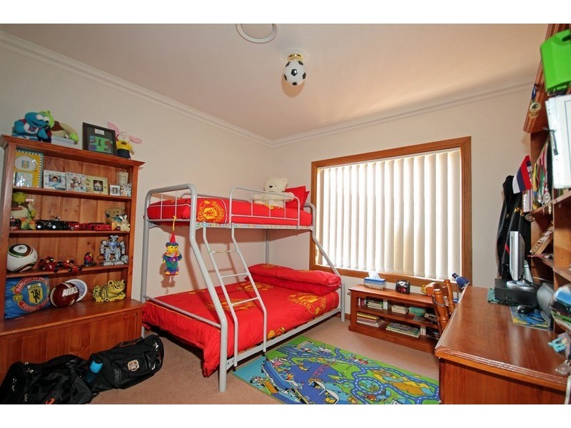 10 Davies Place, Picton NSW 2571