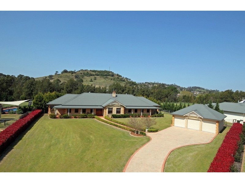 10 Davies Place, Picton NSW 2571