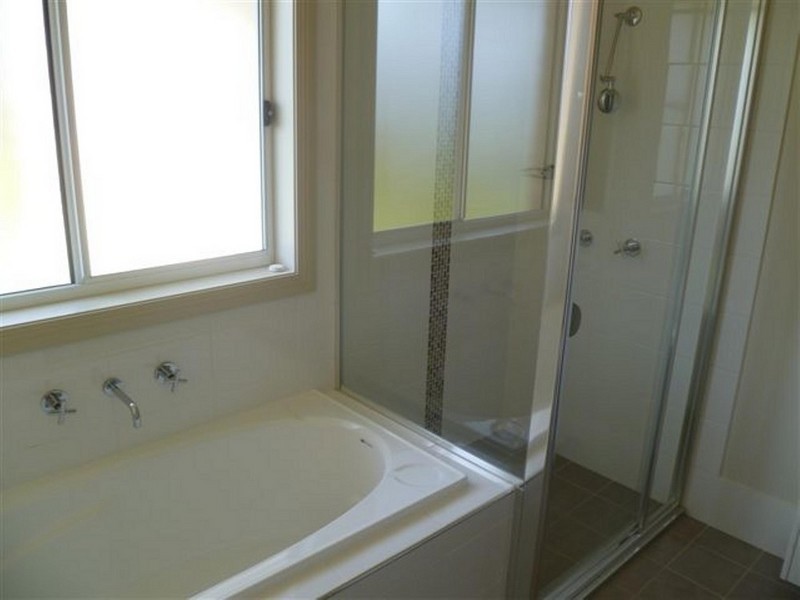 26 Park Avenue, Tahmoor NSW 2573