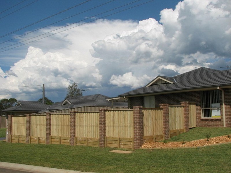 1 Thompson Place, Tahmoor NSW 2573