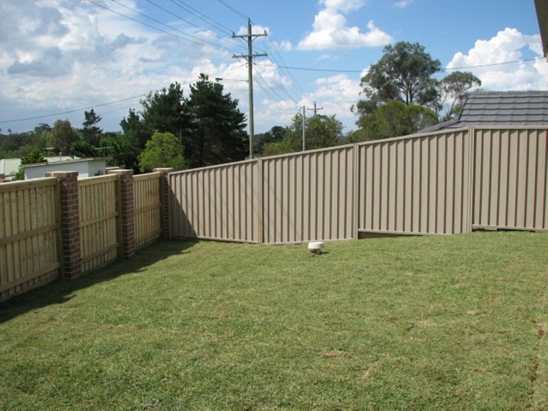 1 Thompson Place, Tahmoor NSW 2573