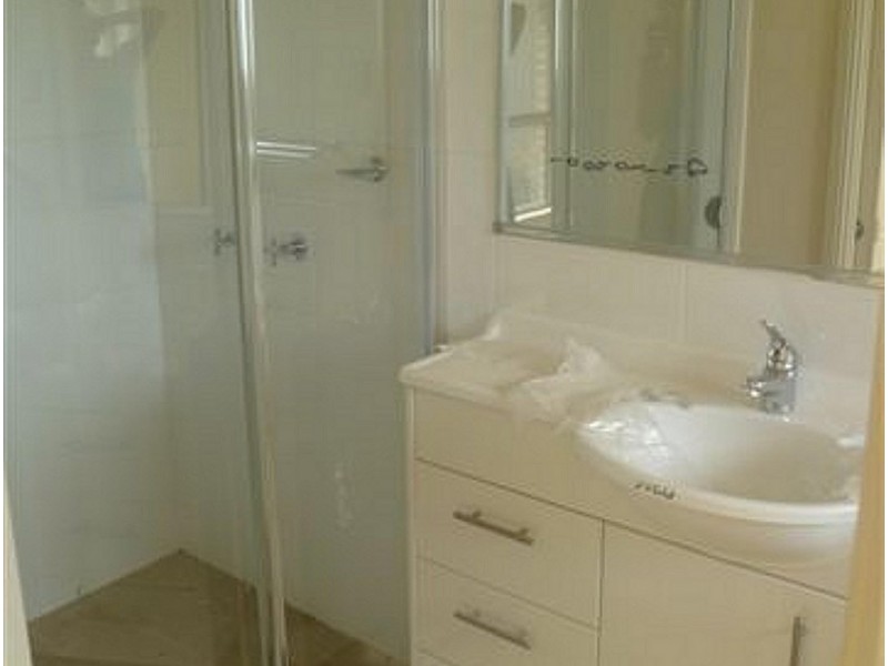 1 Thompson Place, Tahmoor NSW 2573