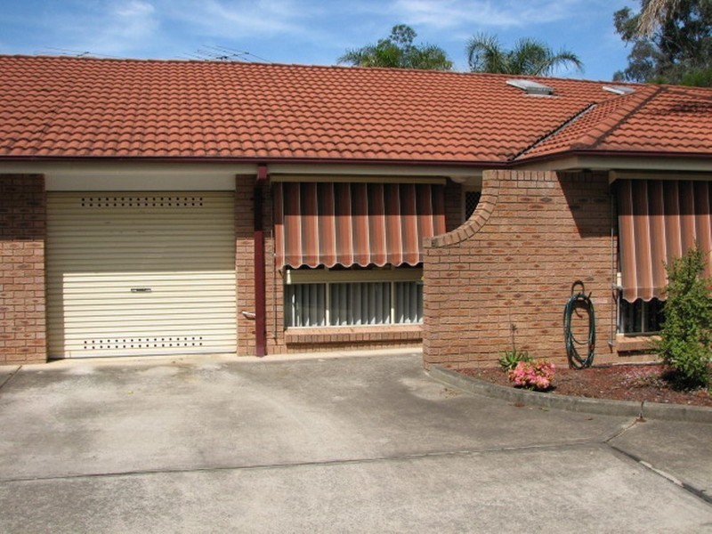 3/10 Windeyer Street, Thirlmere NSW 2572