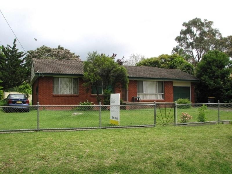 25 Castlereagh Street, Tahmoor NSW 2573