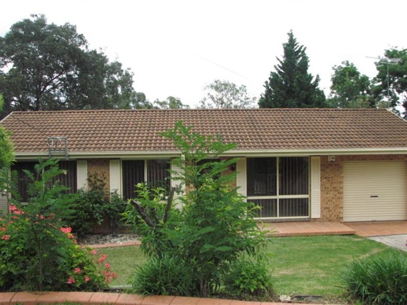 8 Haddon Place, Picton NSW 2571