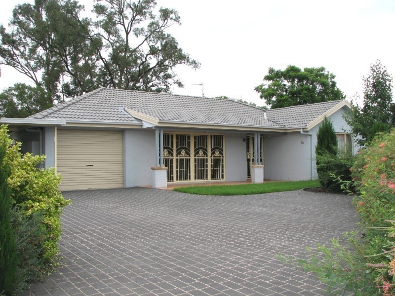 8A Leiha Place, Tahmoor NSW 2573