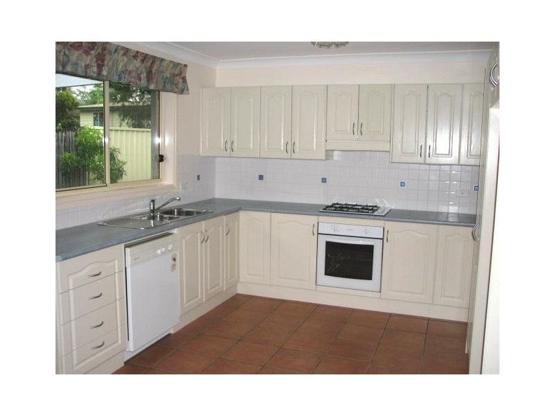 8A Leiha Place, Tahmoor NSW 2573