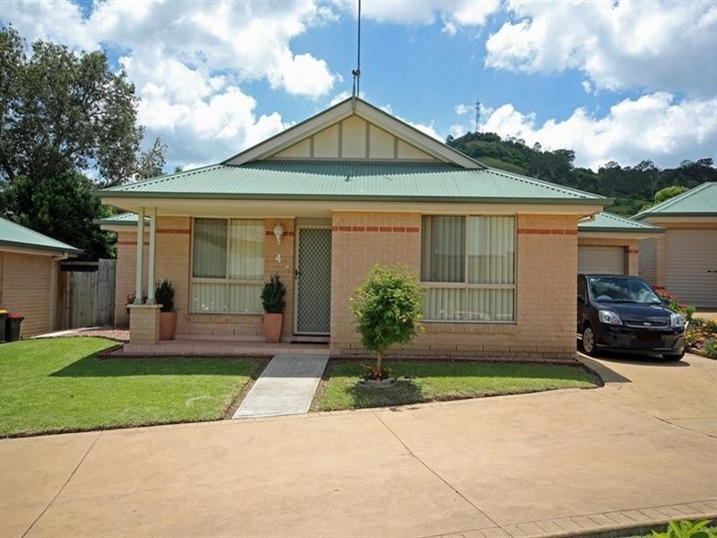 4/9 Colden Street, Picton NSW 2571