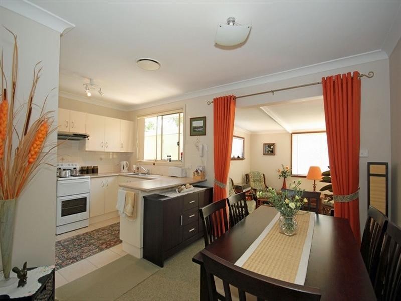 4/9 Colden Street, Picton NSW 2571