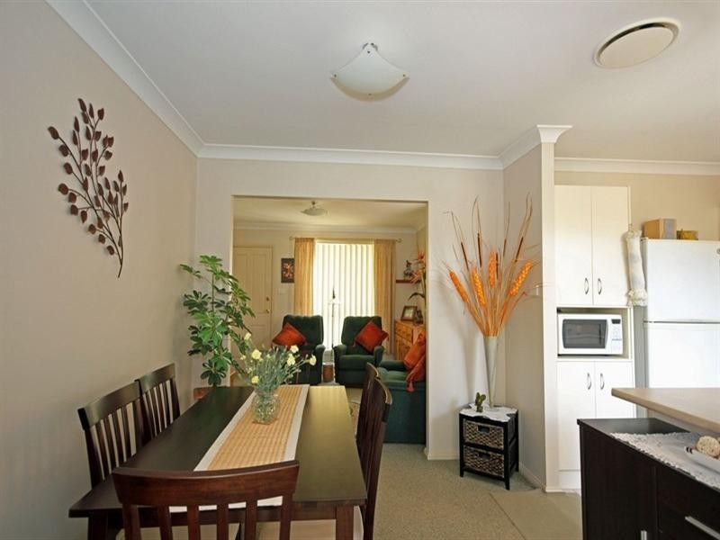 4/9 Colden Street, Picton NSW 2571