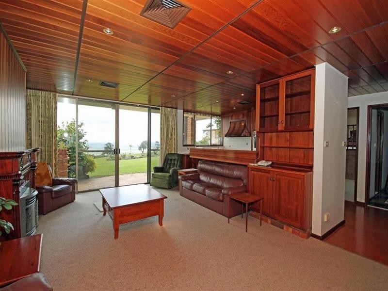 15 Plateau Drive, Razorback NSW 2571