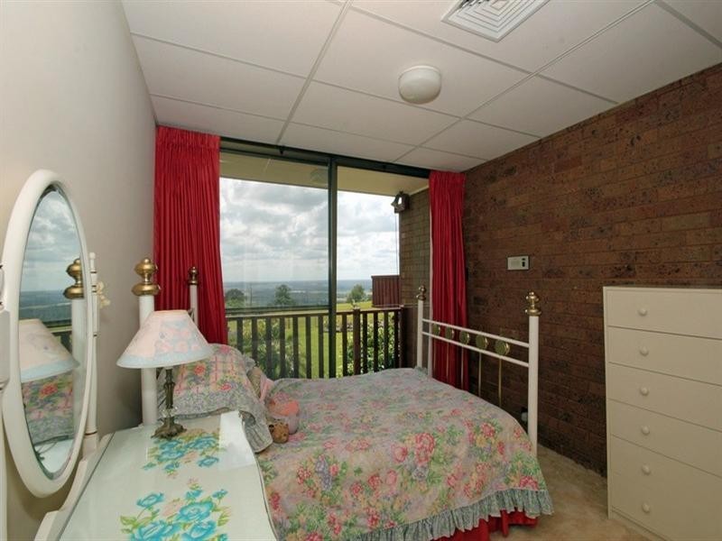 15 Plateau Drive, Razorback NSW 2571