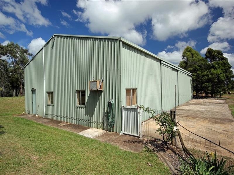 15 Plateau Drive, Razorback NSW 2571