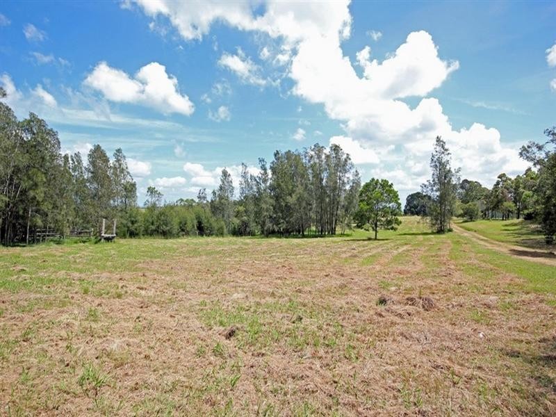 15 Plateau Drive, Razorback NSW 2571