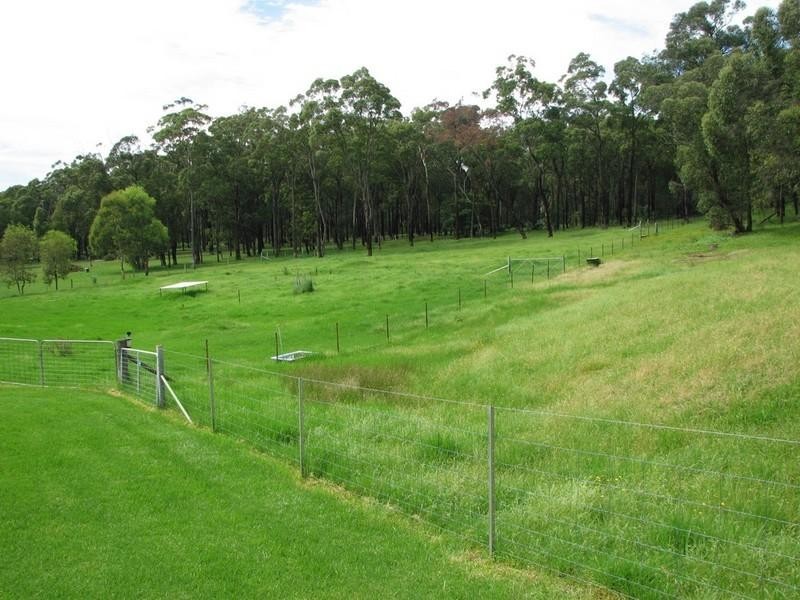 135 Lakes Street, Thirlmere NSW 2572