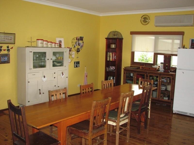 135 Lakes Street, Thirlmere NSW 2572