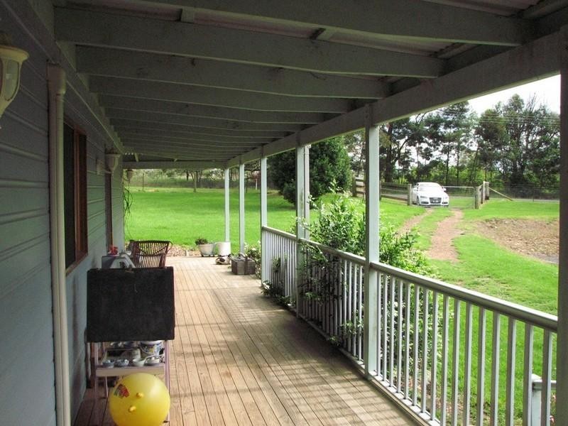 135 Lakes Street, Thirlmere NSW 2572