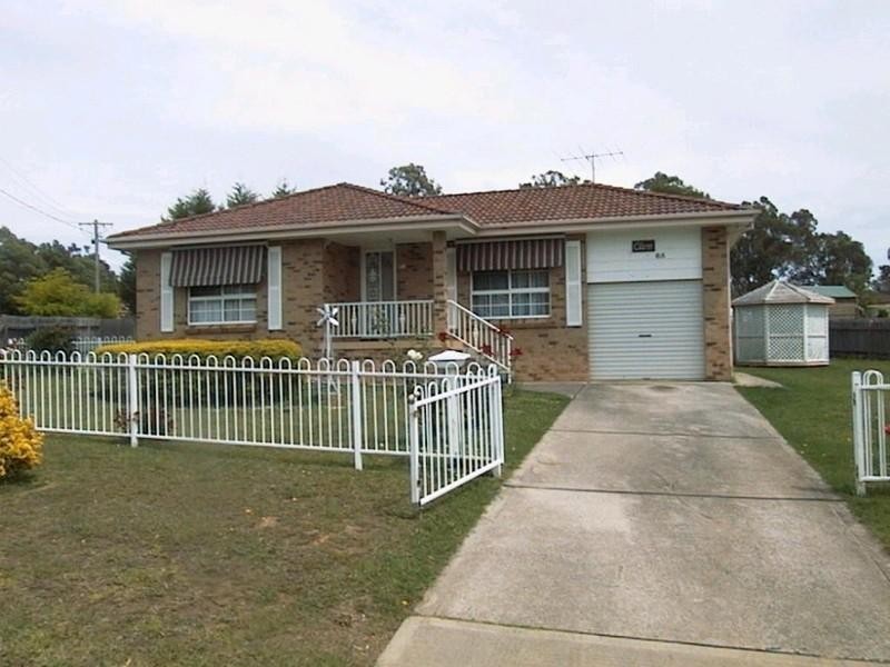 65 Castlereagh Street, Tahmoor NSW 2573