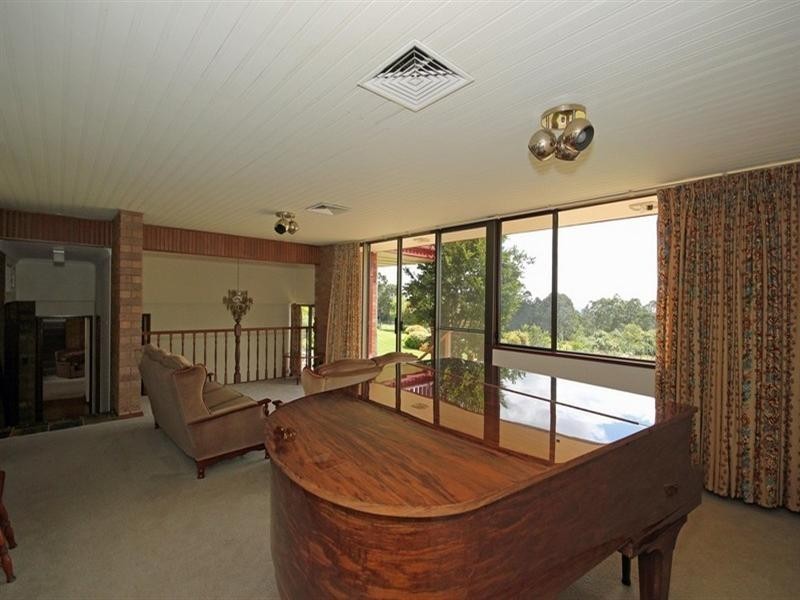 15 Plateau Drive, Razorback NSW 2571