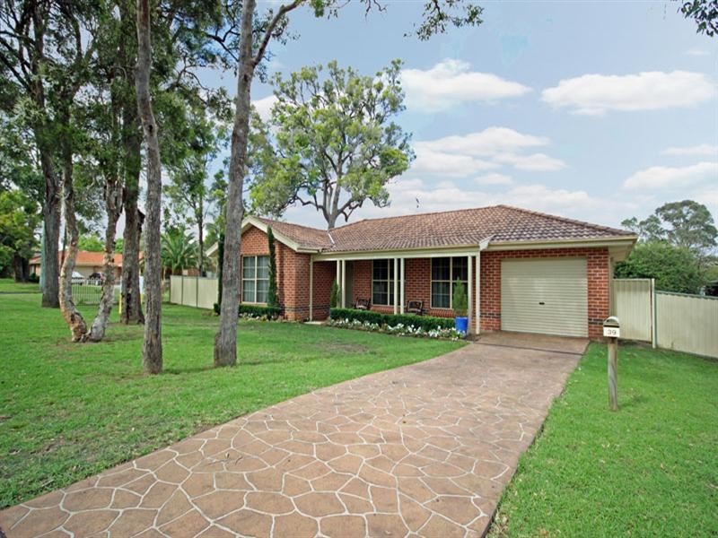 39 Turner Street, Thirlmere NSW 2572