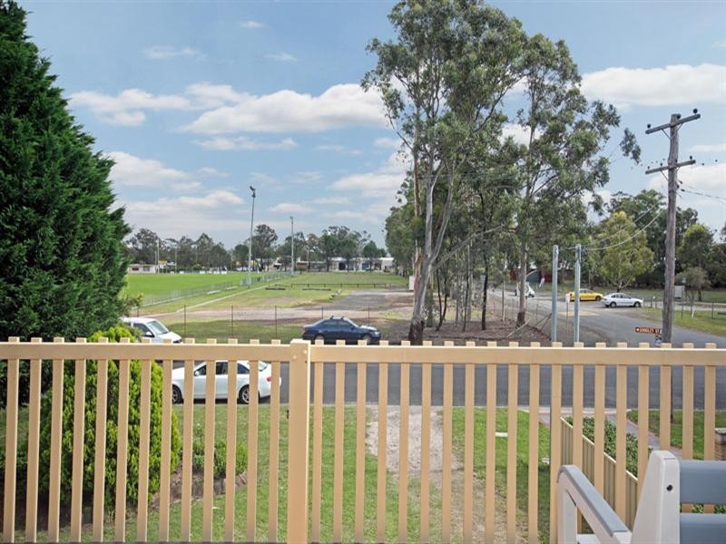 4 Mason Street, Thirlmere NSW 2572