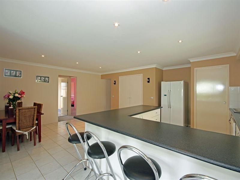 339 Thirlmere Way, Thirlmere NSW 2572