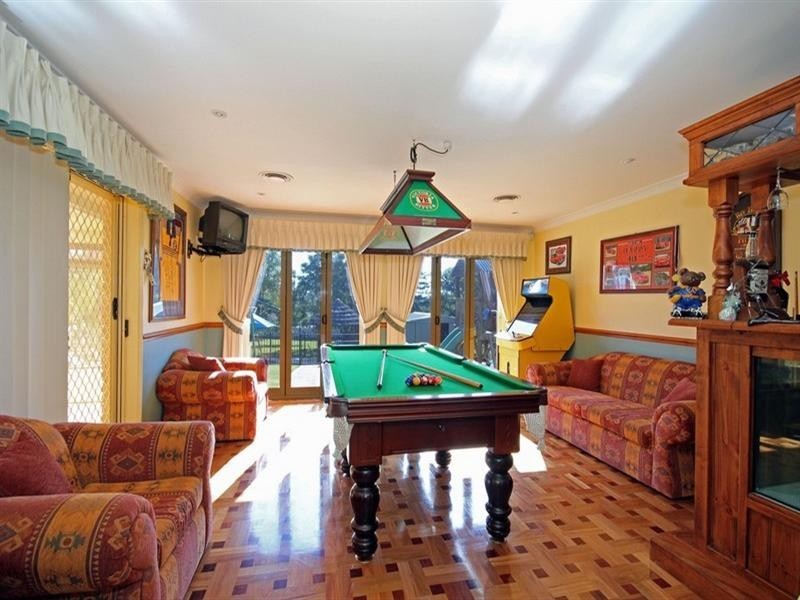 9 Durham Street, Douglas Park NSW 2569