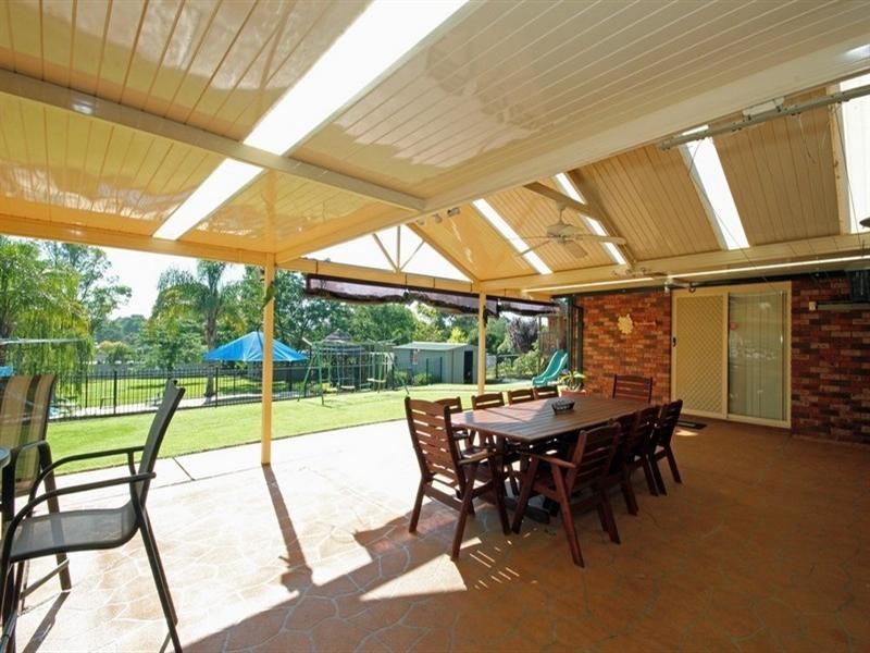 9 Durham Street, Douglas Park NSW 2569