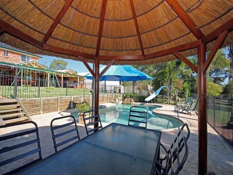 9 Durham Street, Douglas Park NSW 2569