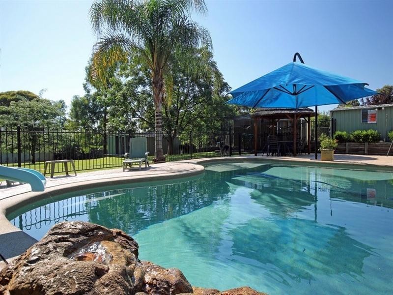 9 Durham Street, Douglas Park NSW 2569