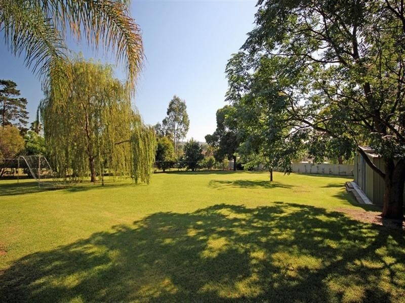 9 Durham Street, Douglas Park NSW 2569