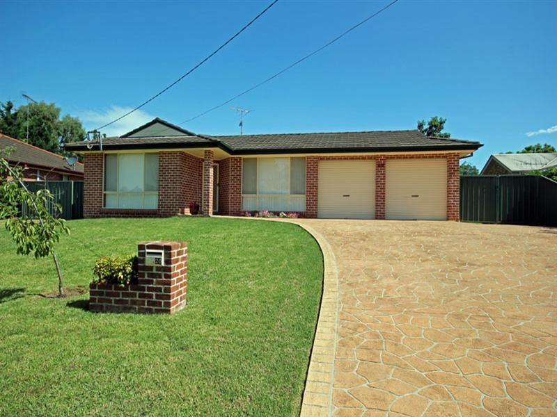 26 Mason Street, Thirlmere NSW 2572