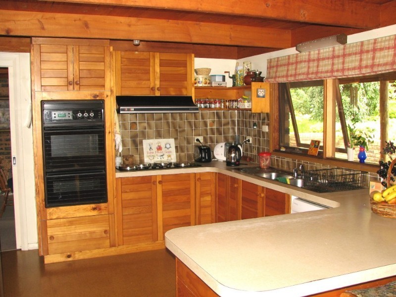 2 Orange Road, Buxton NSW 2571