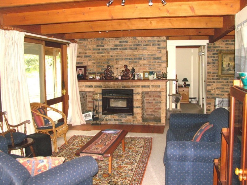 2 Orange Road, Buxton NSW 2571