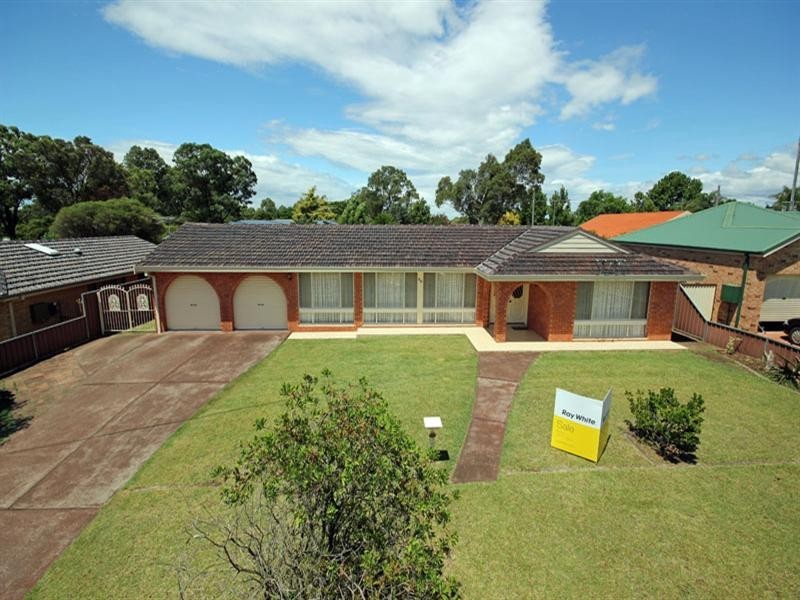 50 Westbourne Avenue, Thirlmere NSW 2572