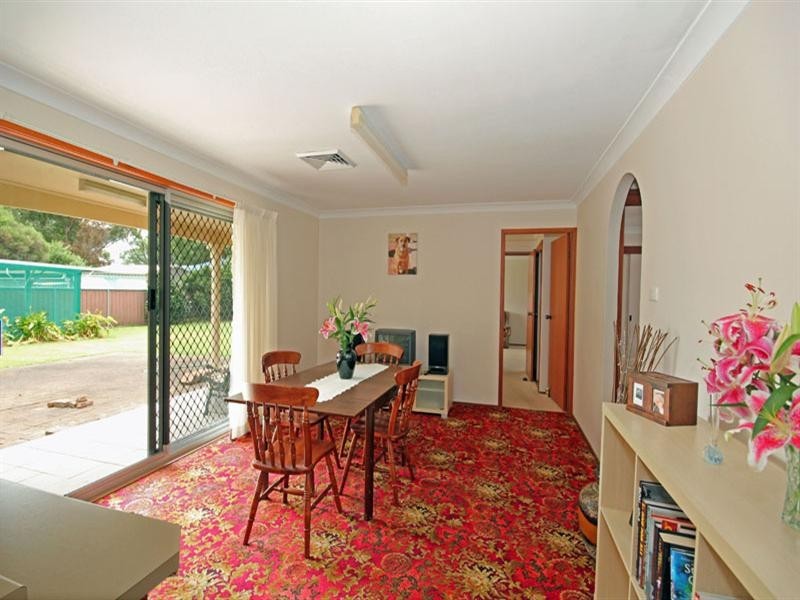 50 Westbourne Avenue, Thirlmere NSW 2572