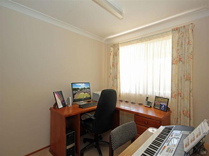 50 Westbourne Avenue, Thirlmere NSW 2572